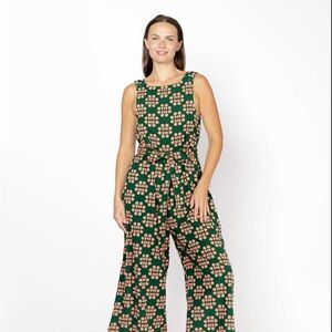 Ace & Jig NWT never worn allovers size 3XL with pockets belt included